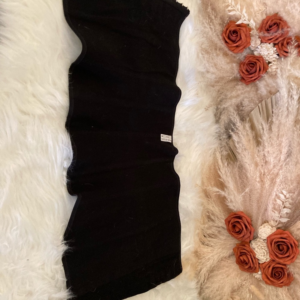 Dream-bodies size medium waist trainer